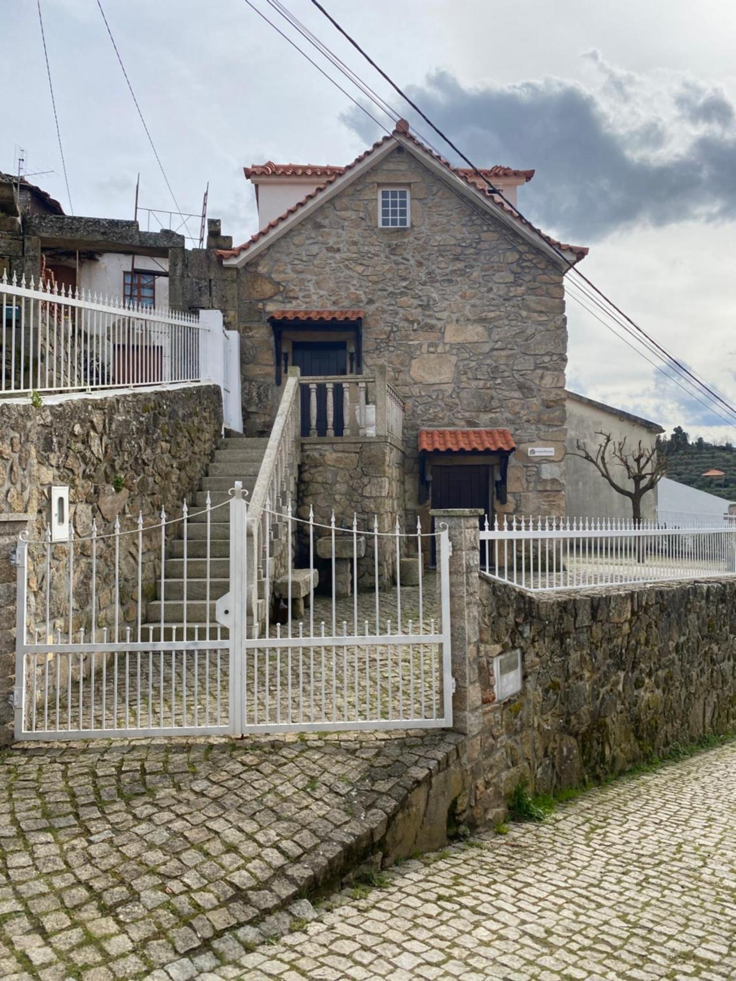 Stone House Salzedas