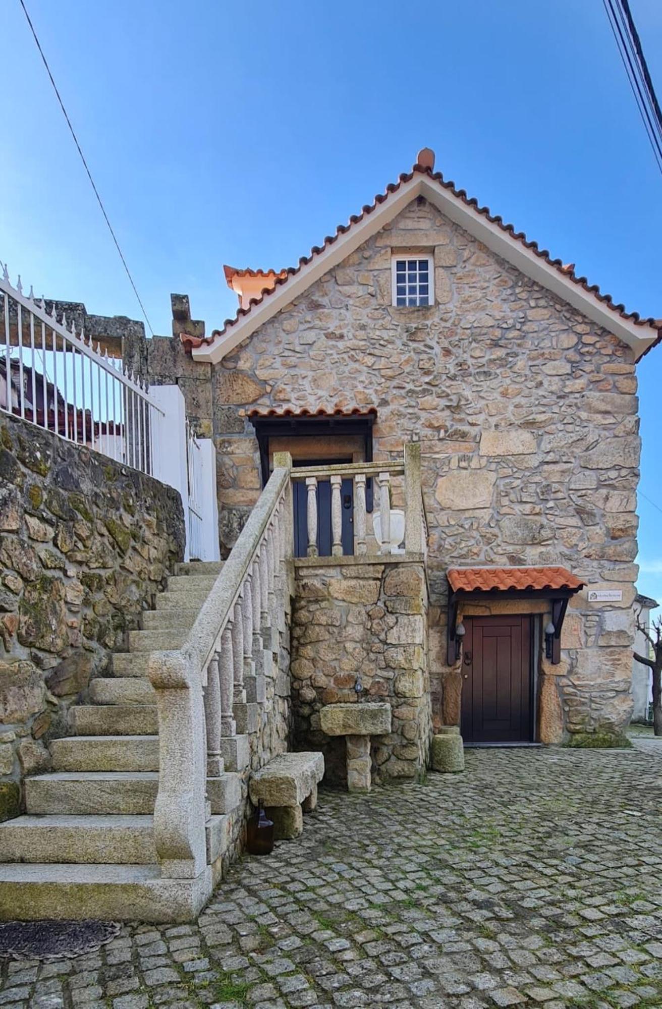 Stone House * Salzedas