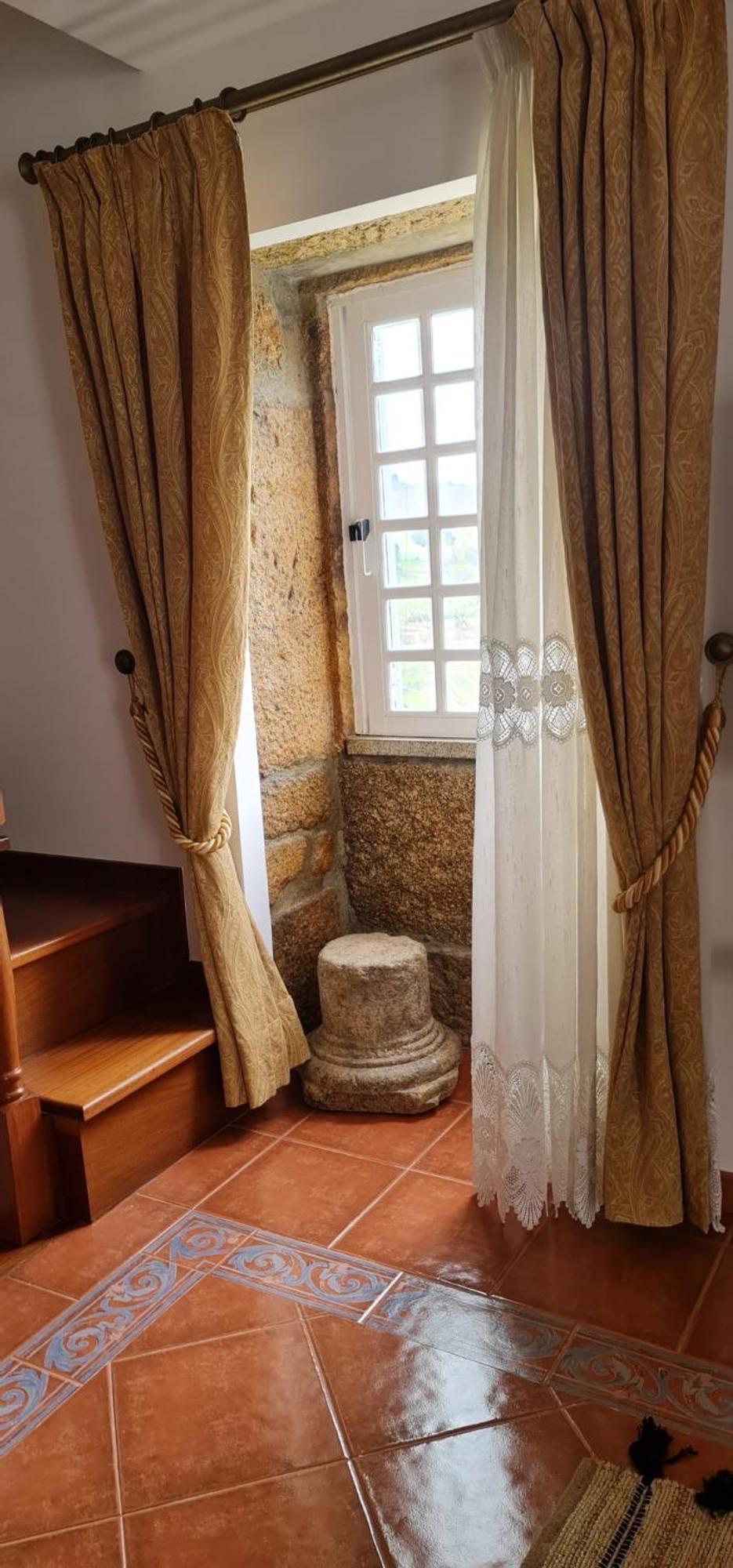Stone House Holiday home Salzedas